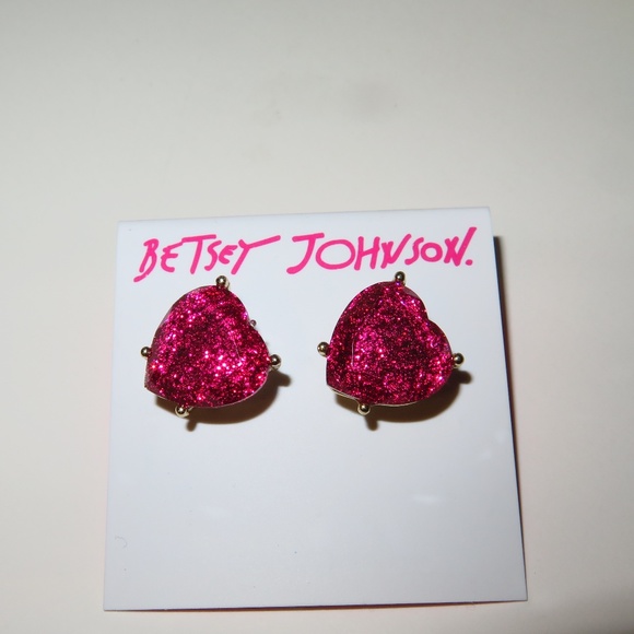 COPY - Betsey Johnson * Heart Stud Earrings *NWT* - Picture 3 of 8